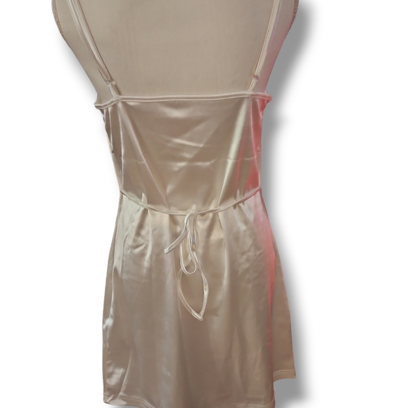 ZAFUL Women's Satin Sleeveless Spaghetti Strap Mini Dress Sexy Slip Cowl - Picture 2 of 8